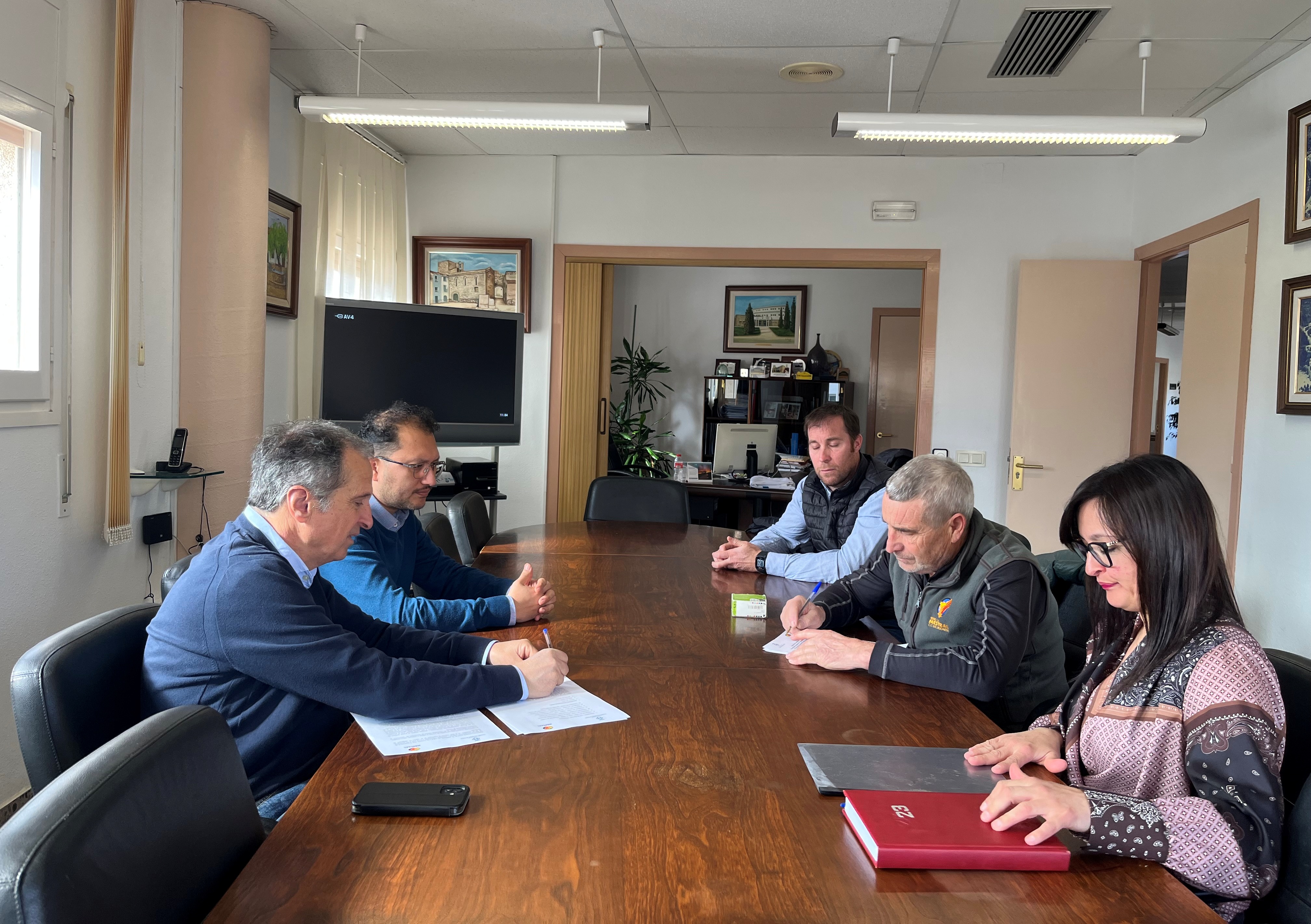 L’Ajuntament de Vandellòs i l’Hospitalet de l’Infant renova el conveni de col·laboració amb el Club Centre Excursionista Serres de Mestral