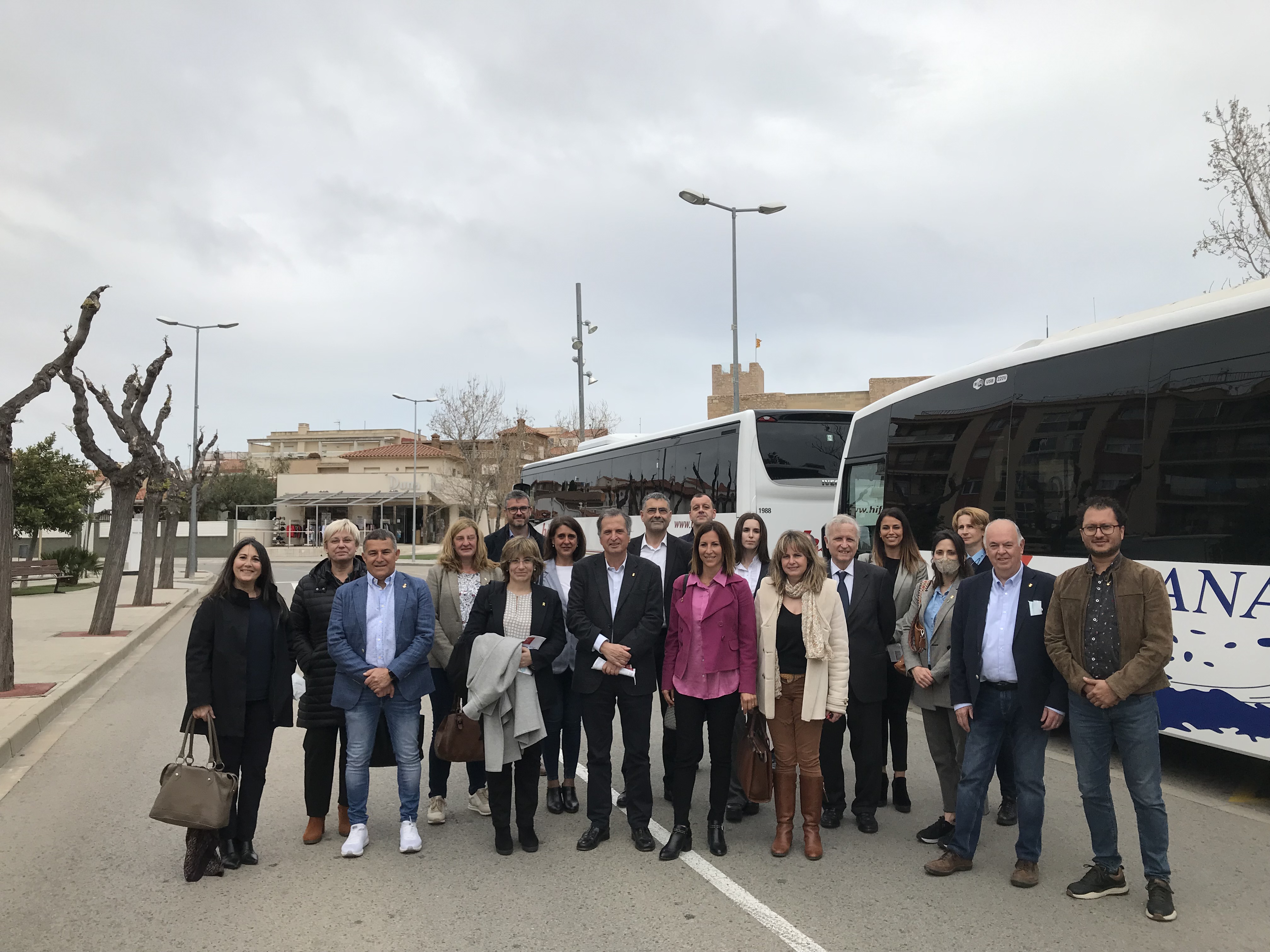 Territori posa en marxa dues noves línies d’autobús entre l’Hospitalet de l’Infant i Miami Platja i Tarragona i Reus