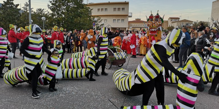 Imatge d'arxiu de la rua de Carnaval de l'Hospitalet de l'Infant