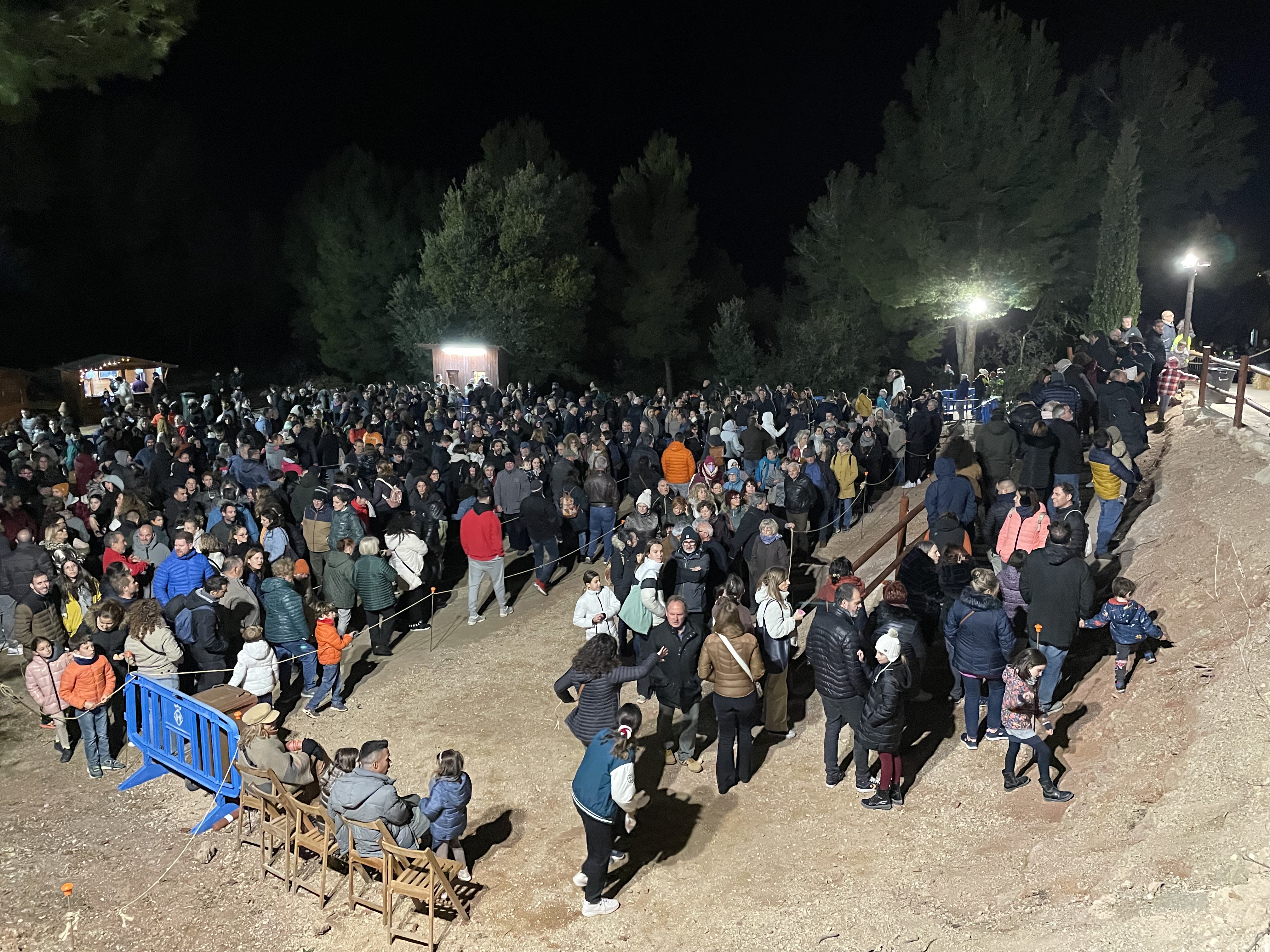 Unes 2.800 persones han passat ja pel Pessebre dels Estels de la Masia de Castelló