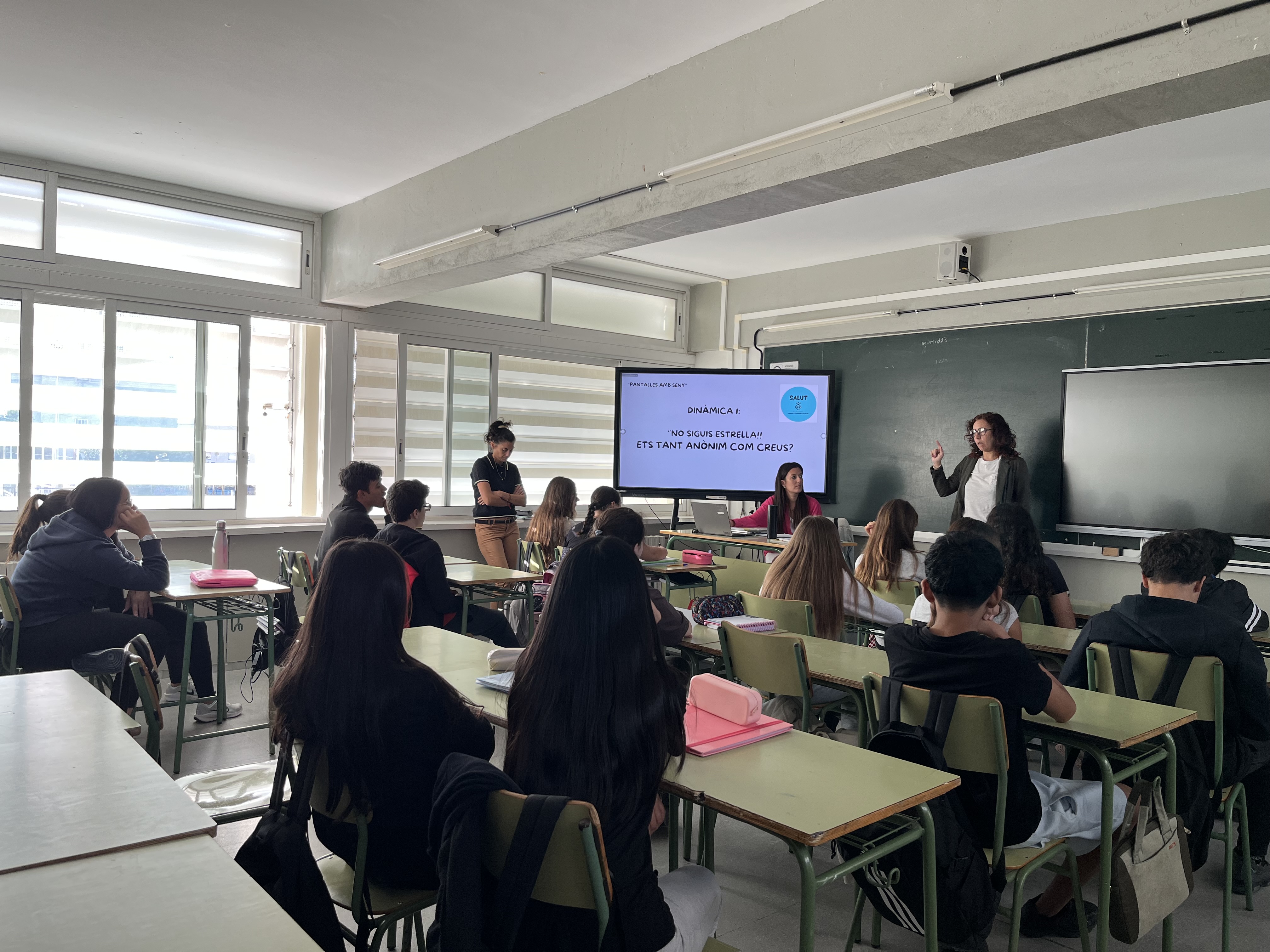 L’Ajuntament de Vandellòs i l’Hospitalet de l’Infant impulsa el projecte “Pantalles amb seny” per promoure un ús responsable de les tecnologies entre adolescents