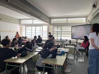 Durant la sessió d'ahir 6 d'octubre, l'alumnat de 4t d'ESO va visionar un vídeo 
