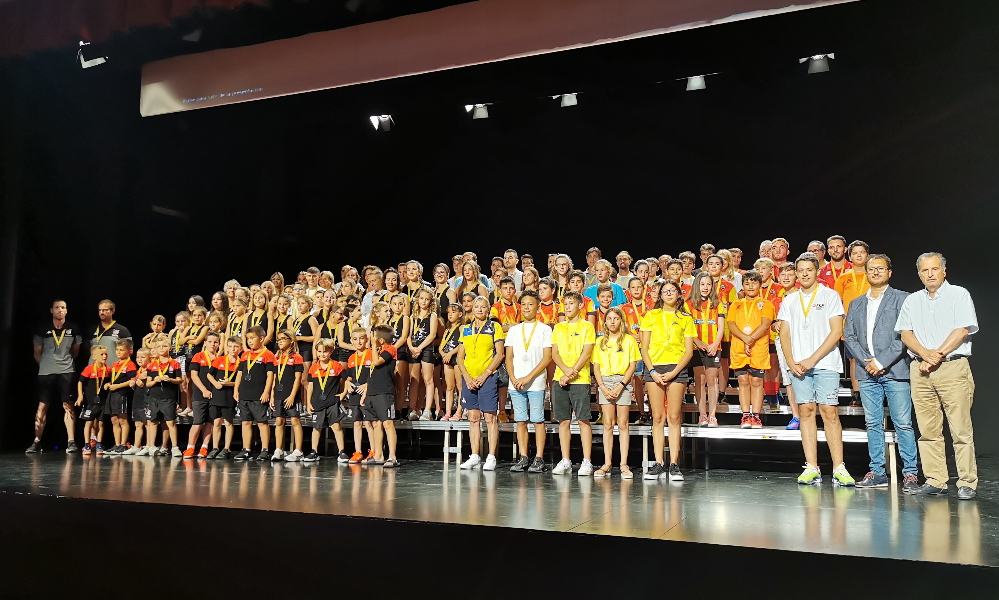 L’Ajuntament de Vandellòs i l’Hospitalet de l’Infant reconeix els èxits de gairebé 200 esportistes locals aquesta temporada