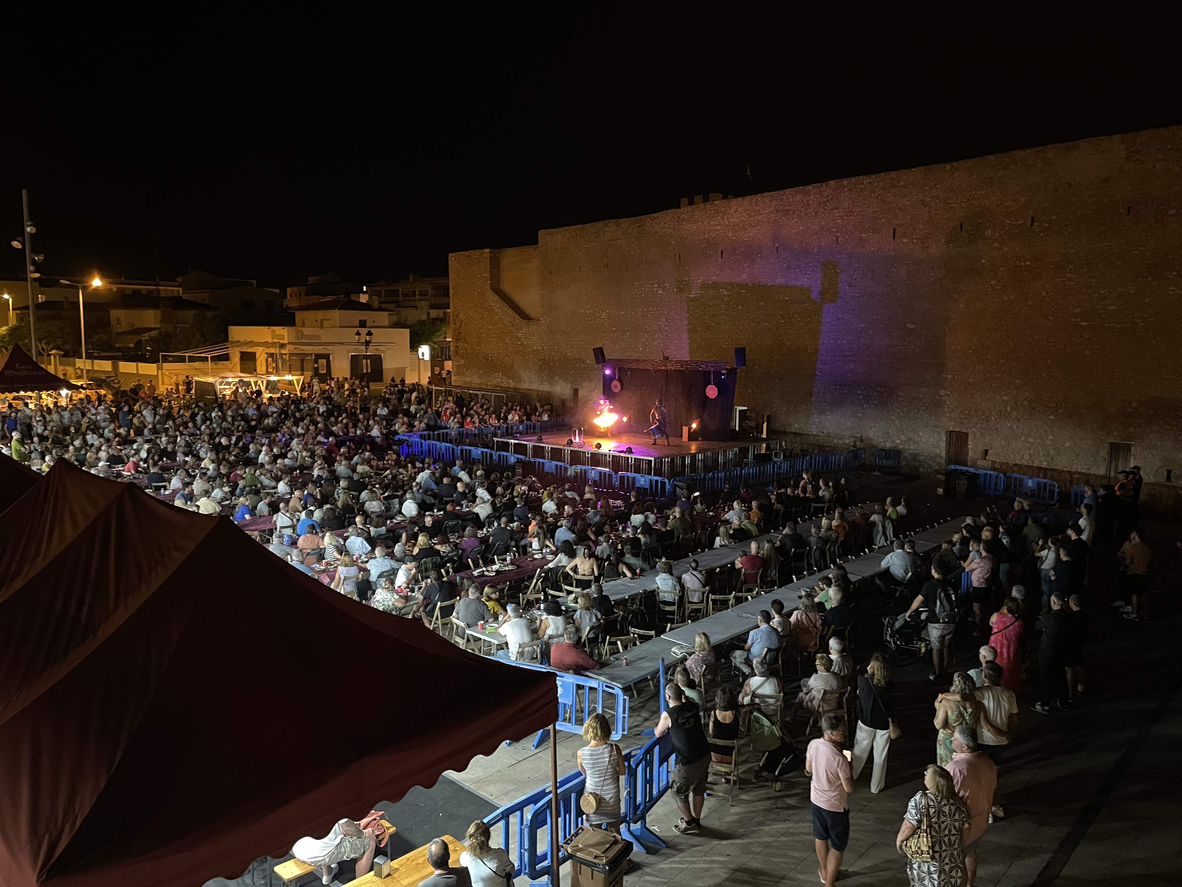 Imatge d'arxiu del sopar medieval