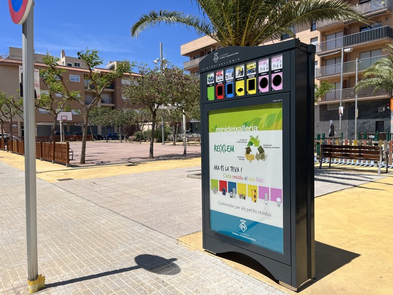 La minideixalleria de la Plaça Almadrava