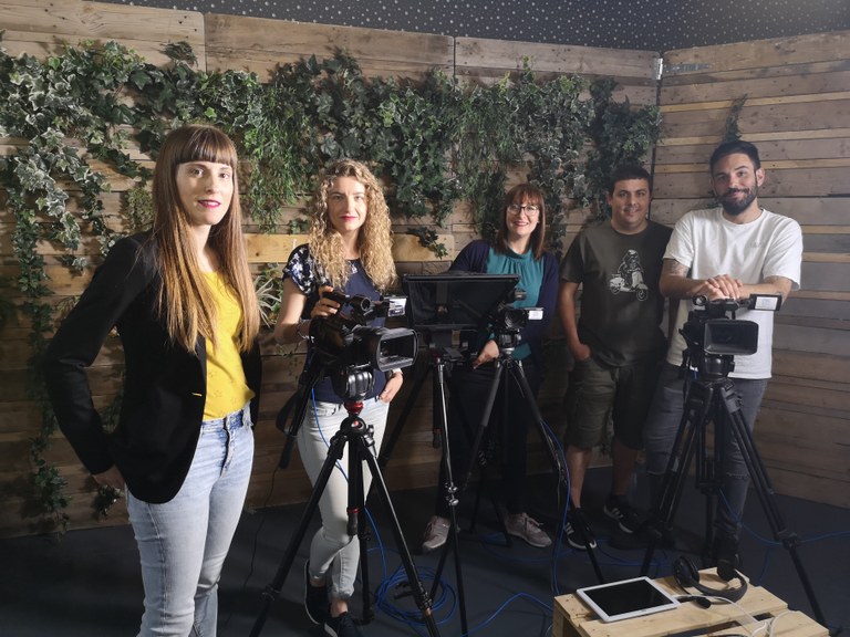 -Fotografia de grup de l'equip de la TVV