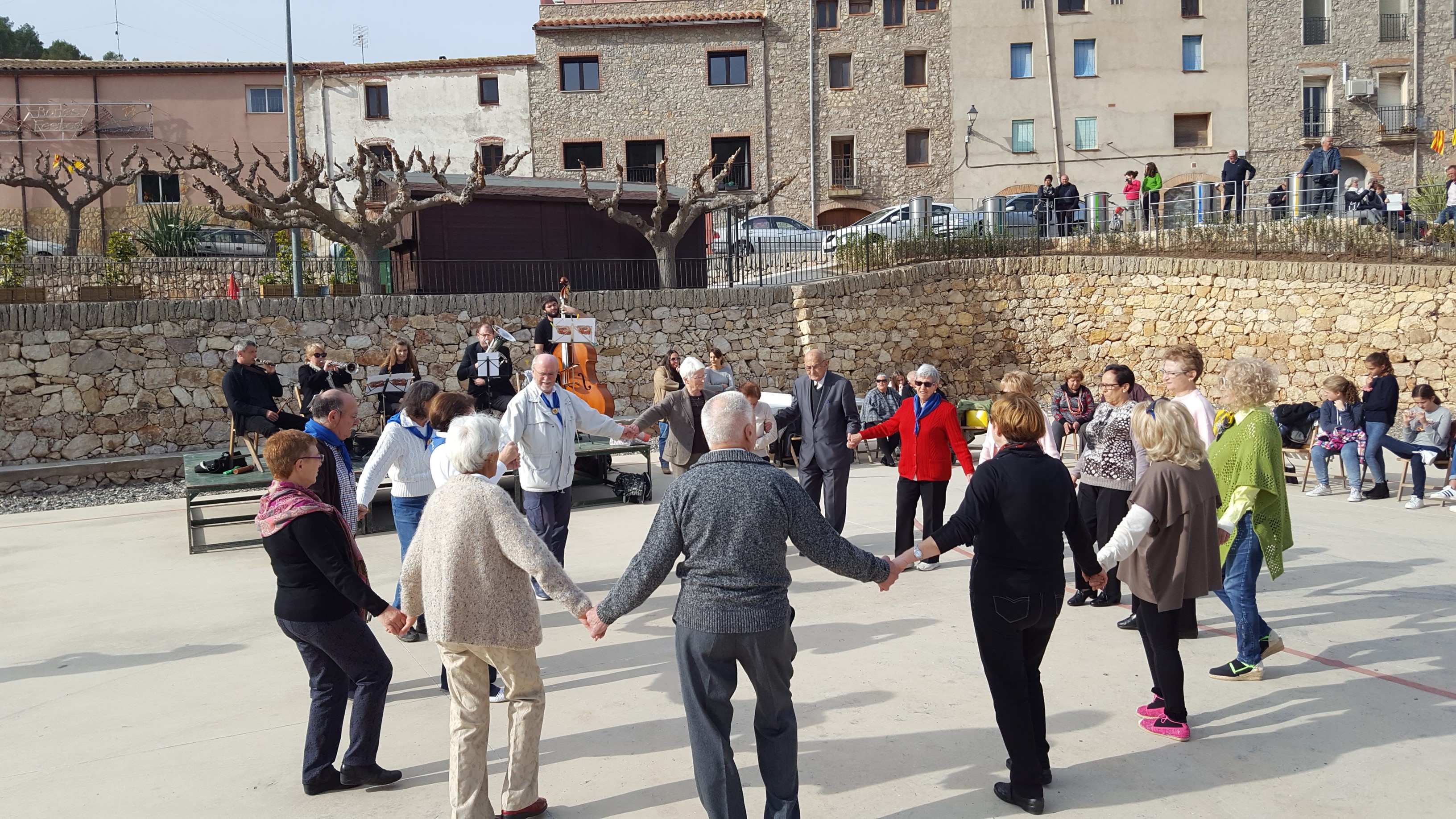 Sardanes