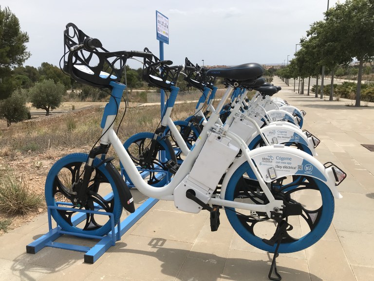 Bicis elèctriques.